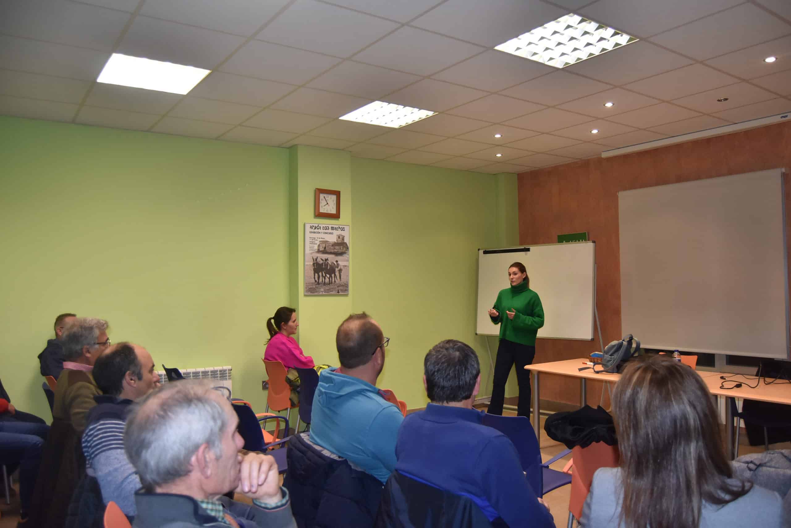 ASAJA subraya los cambios en los cursos de Incorporación a la Empresa Agraria en Castilla y León con más contenido práctico