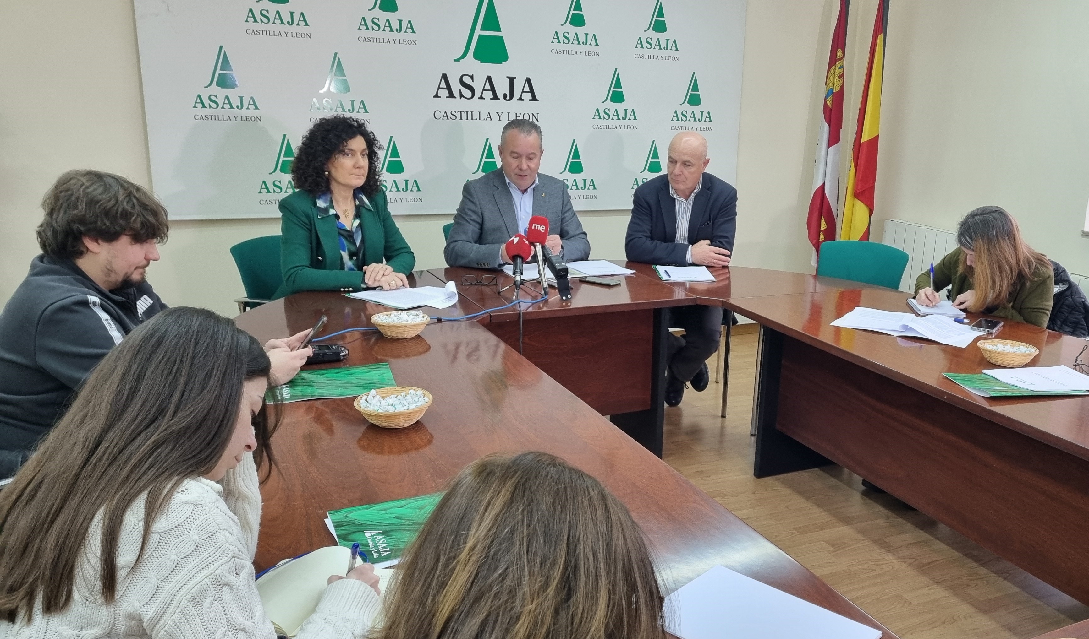 "La falta de rentabilidad y la excesiva burocracia nos obligará a volver a sacar los tractores a la calle" rentabilidad
